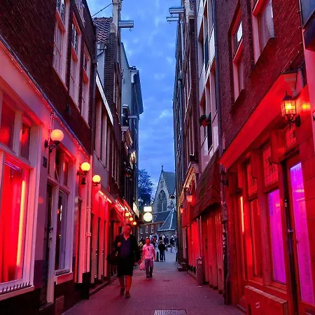 Studio'S In The Center Of Amsterdam With Canal View! *